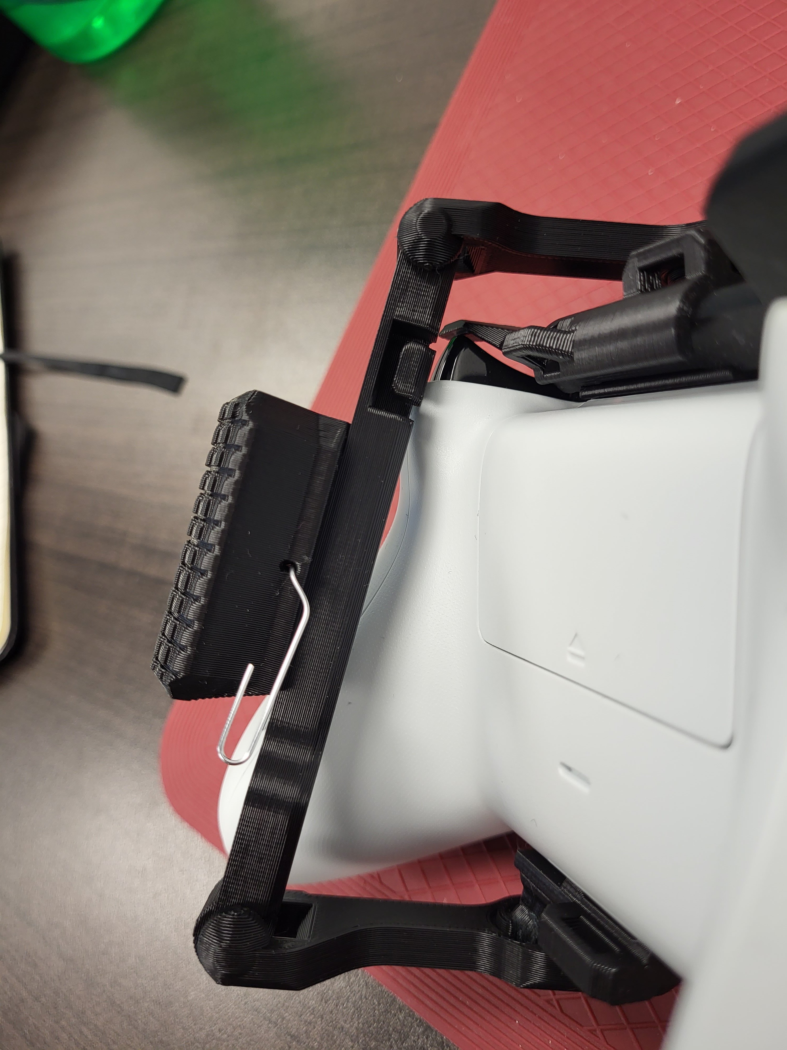 Back of Xbox One controller showing the shoe mount attached to the left handed controller modification