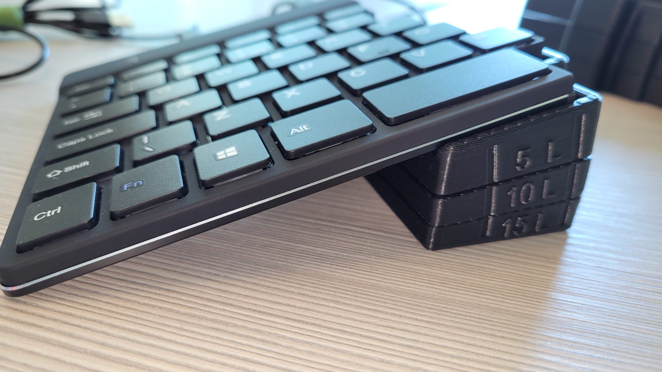 R-Go keyboard with three risers