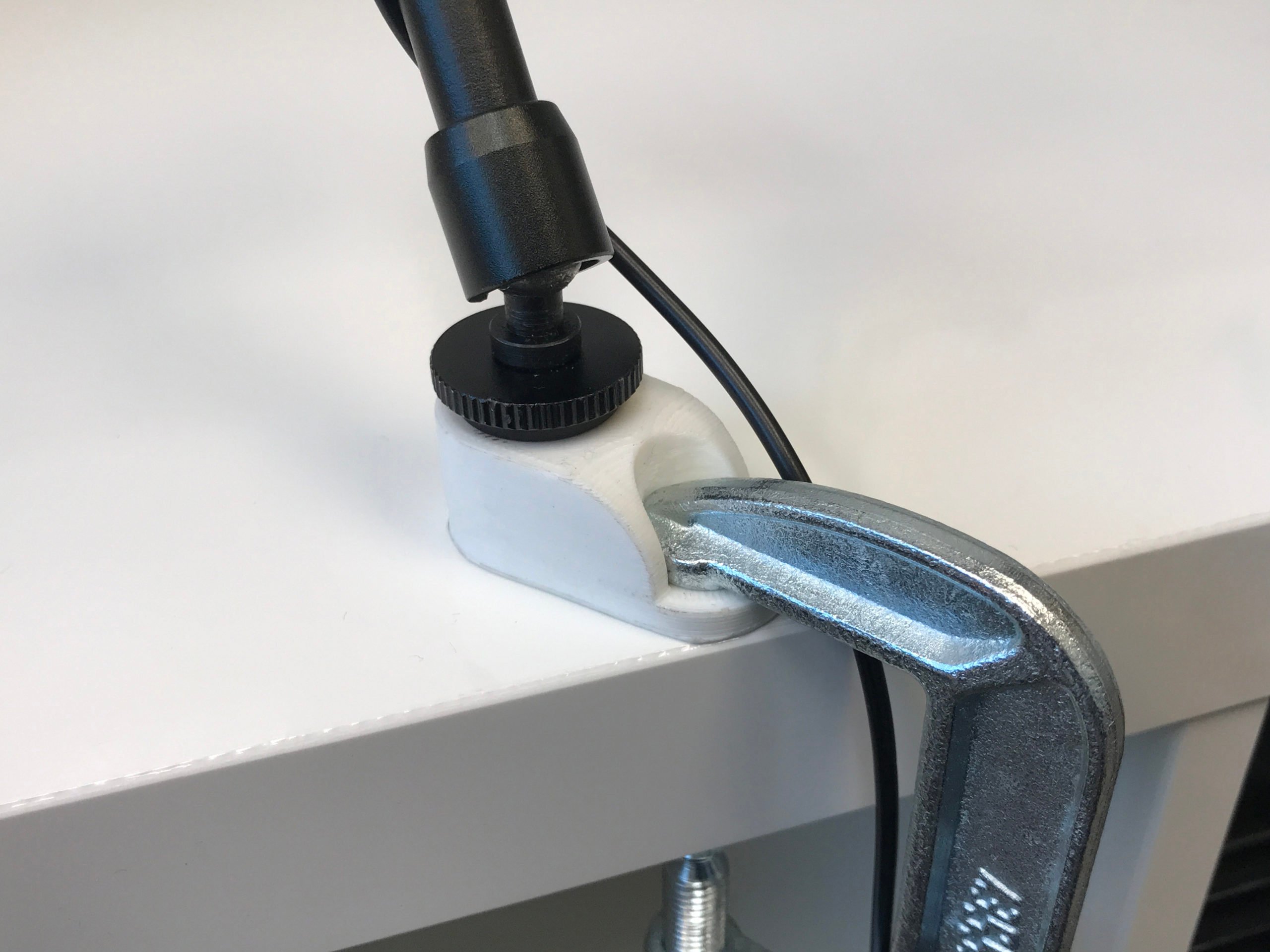 C-clamp threaded adapter