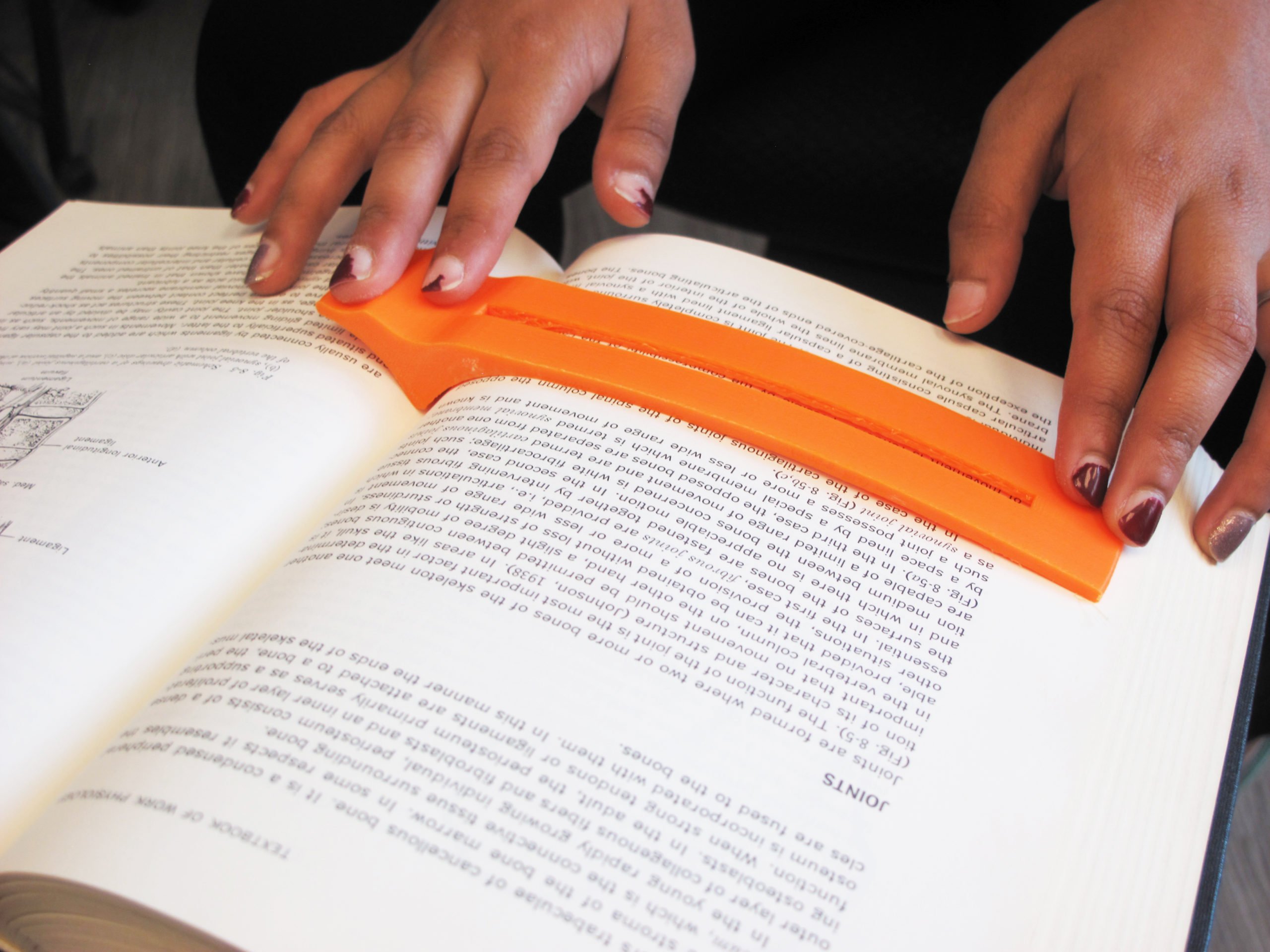 Curved Reading Bar