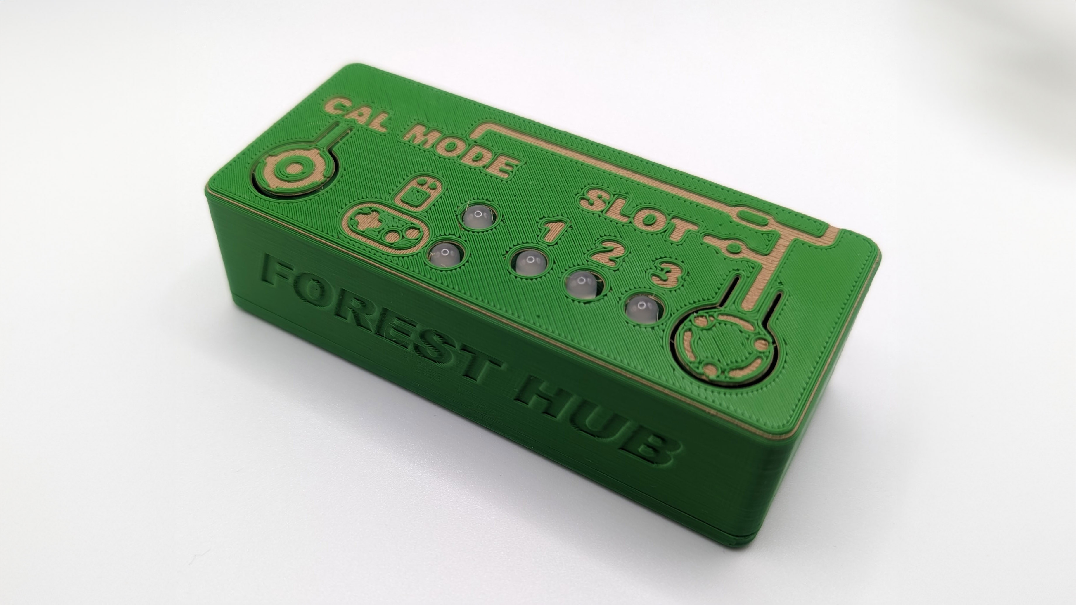 A green rectangular hub